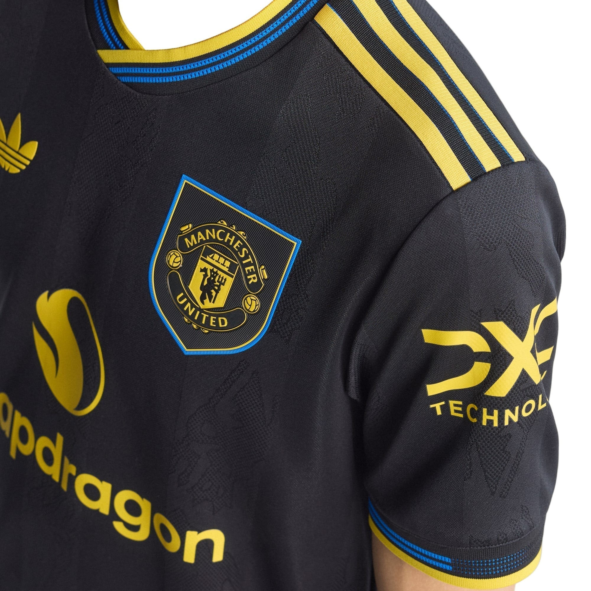 adidas Cunha Men's Manchester United Authentic Third Jersey 25/26 w/ NRFR + EPL Patches (Black)