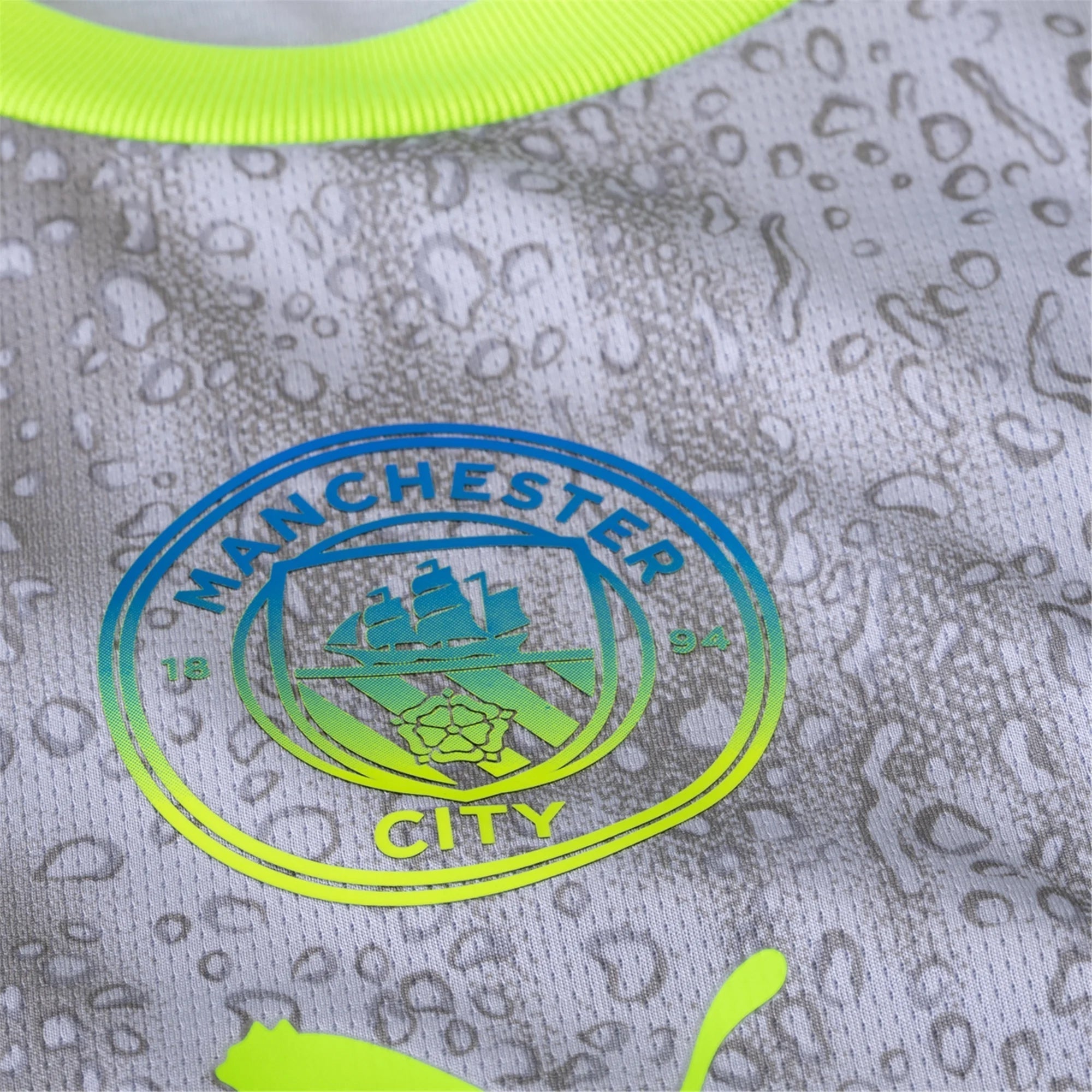 Puma Men's Manchester City Savinho Third Jersey w/ EPL + No Room For Racism Patches 25/26 (Cool Weather/Pro Green)