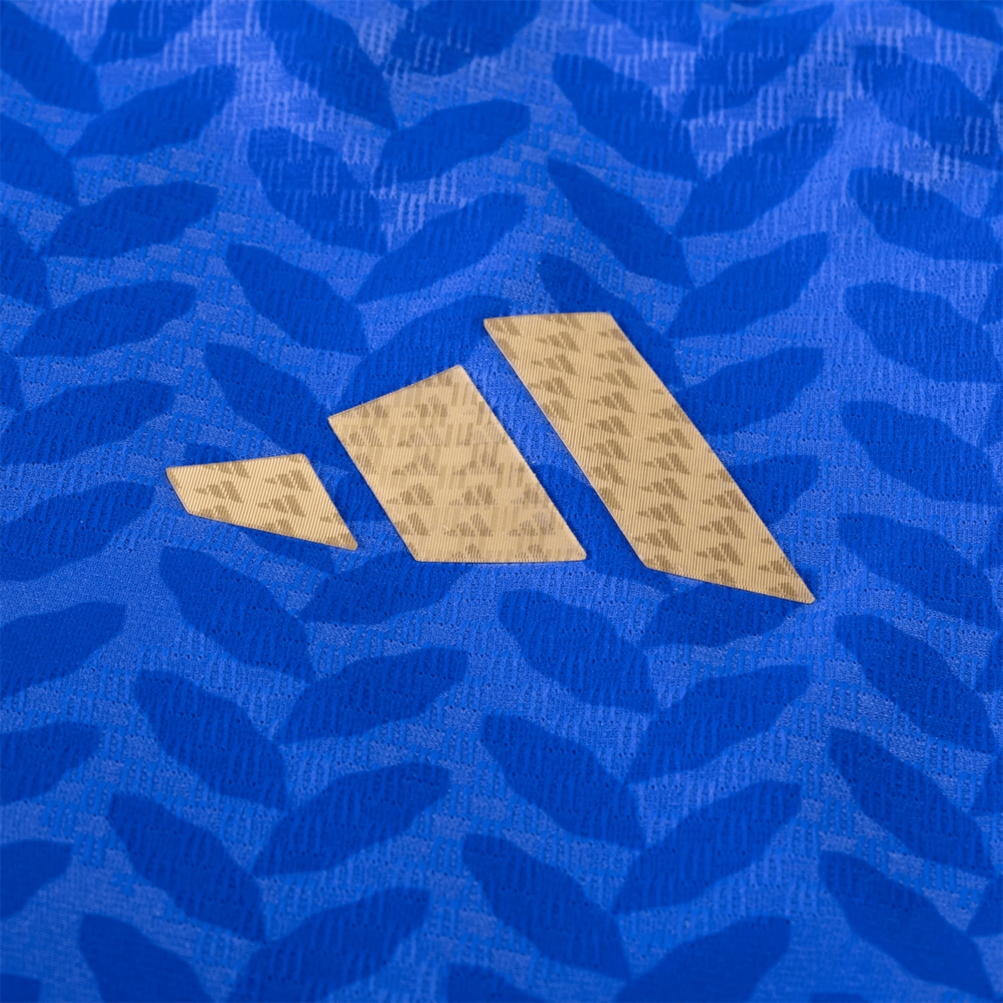 adidas Men's Retegui Italy 2026 Authentic Home Jersey (Bold Blue)
